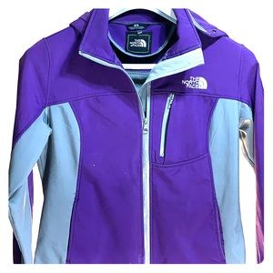 Beautiful woman’s Northface top layer